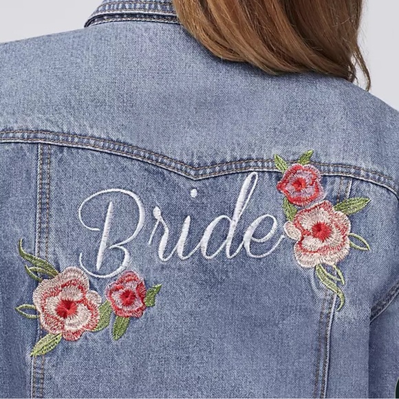 David's Bridal Jackets & Blazers - BRIDE Women’s XXL David's Bridal Embroidered Classic Blue Denim Jean Jacket EUC